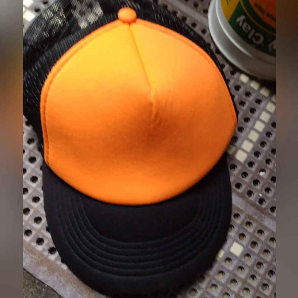 Hat - Picture 3 of 8